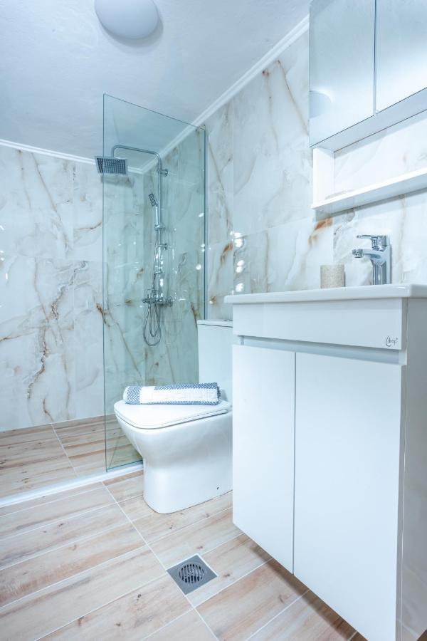 Luxury Downtown Apartment Z1 Thessaloníki Exteriör bild